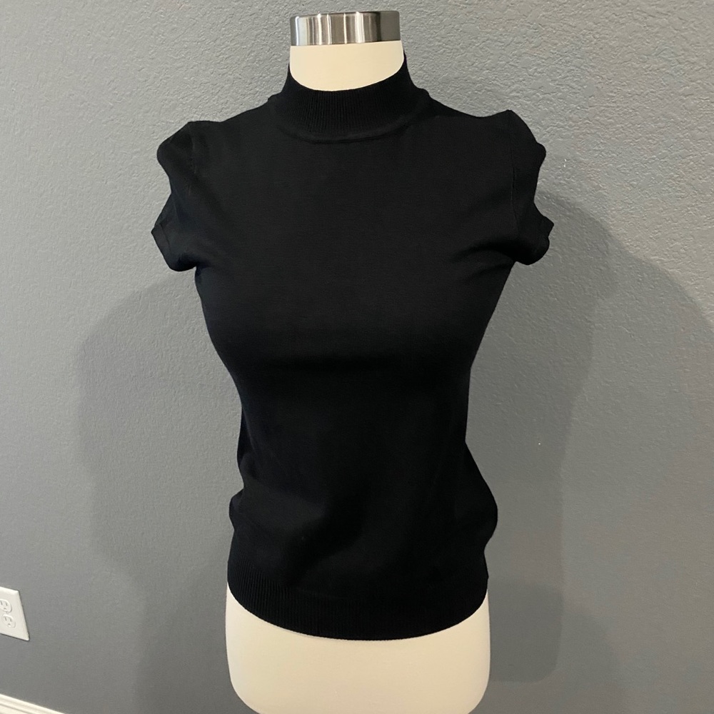 Black turtle neck short sleeve